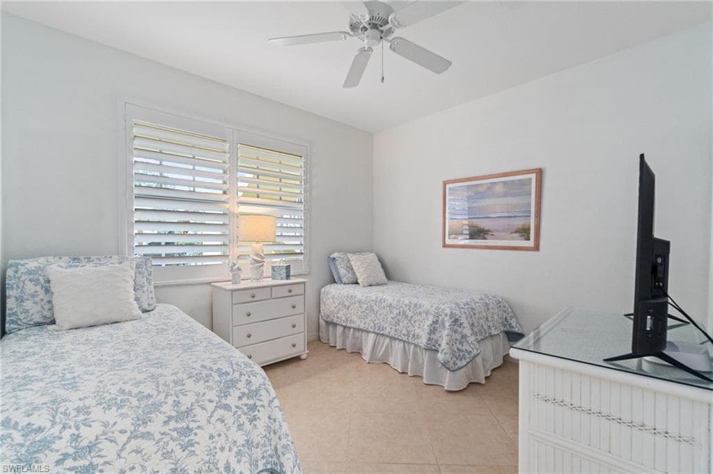 2335 Carrington Ct 104, Naples, FL 34109-19