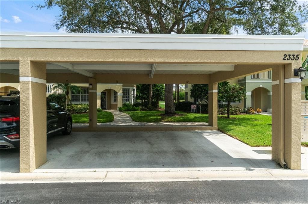 2335 Carrington Ct 104, Naples, FL 34109-28