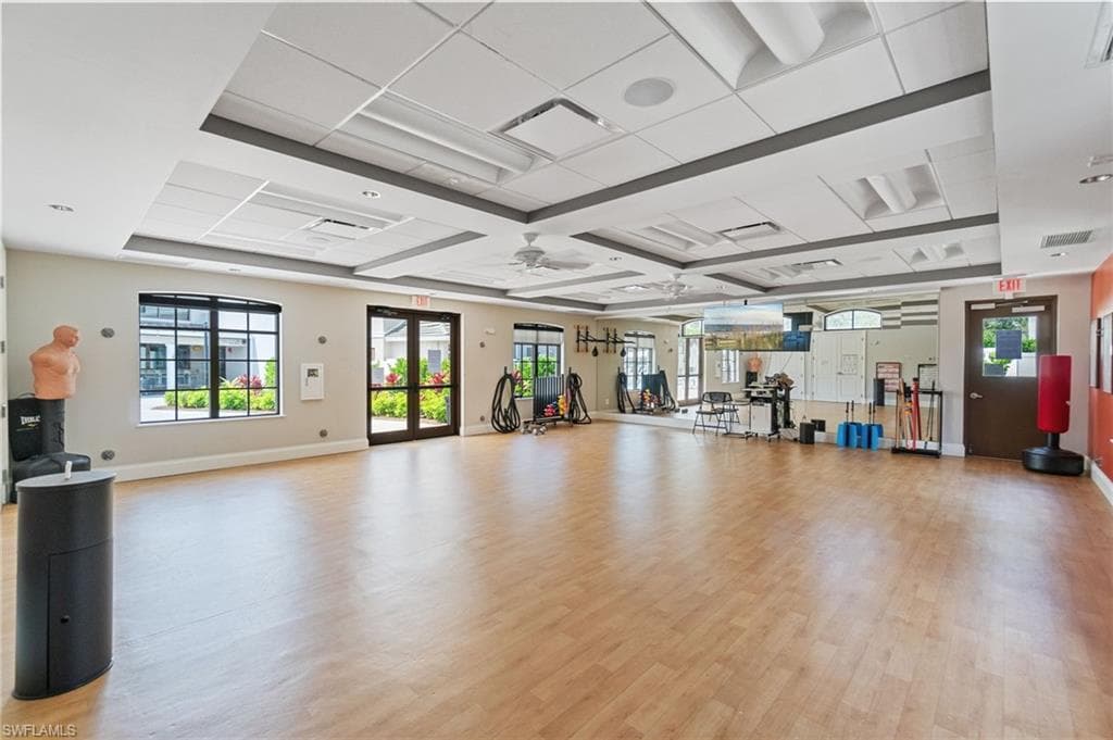 2335 Carrington Ct 104, Naples, FL 34109-38