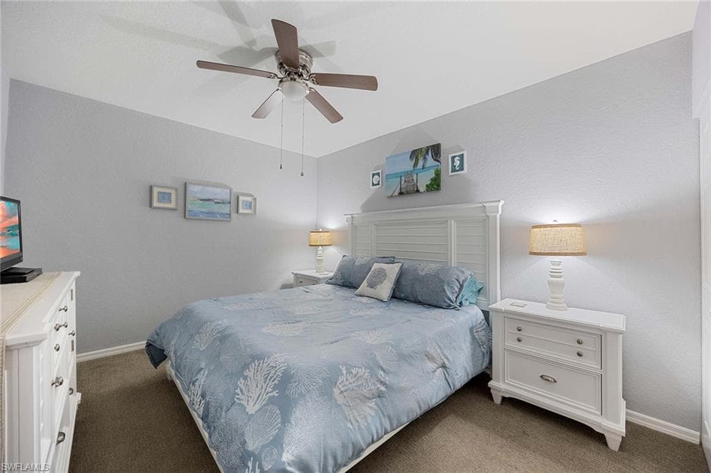 9060 Michael Cir 4-407, Naples, FL 34113-17