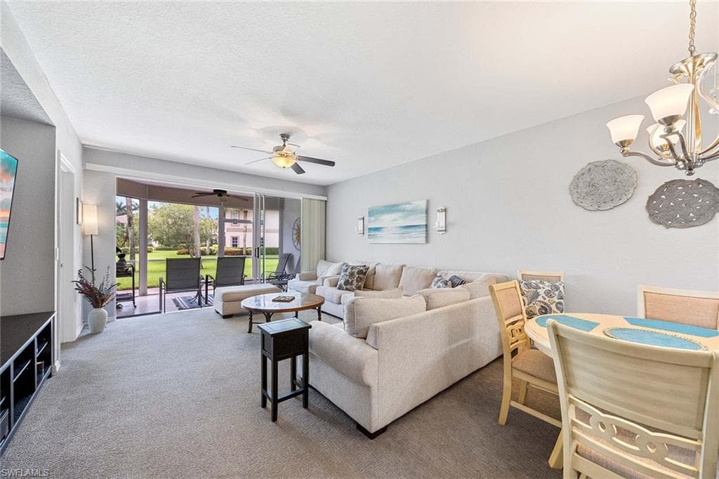 9060 Michael Cir 4-407, Naples, FL 34113-4