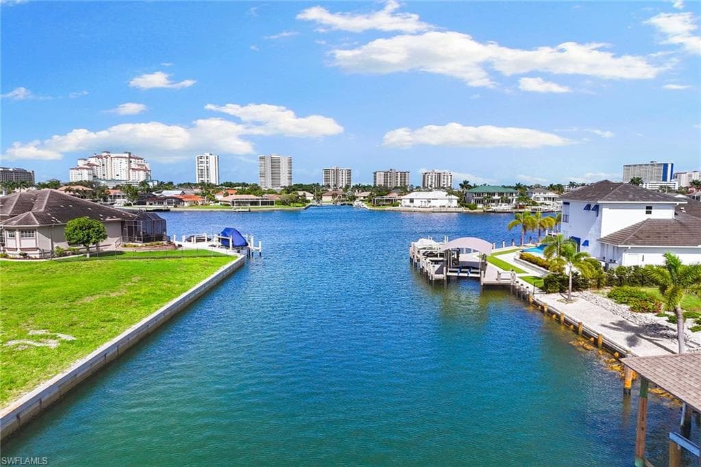 1020 Dill Ct, Marco Island, FL 34145-18
