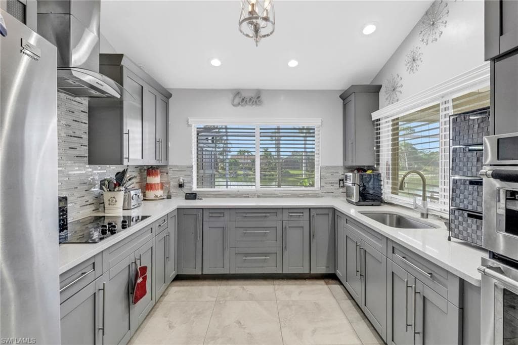 3579 Kent Dr, Naples, FL 34112-13