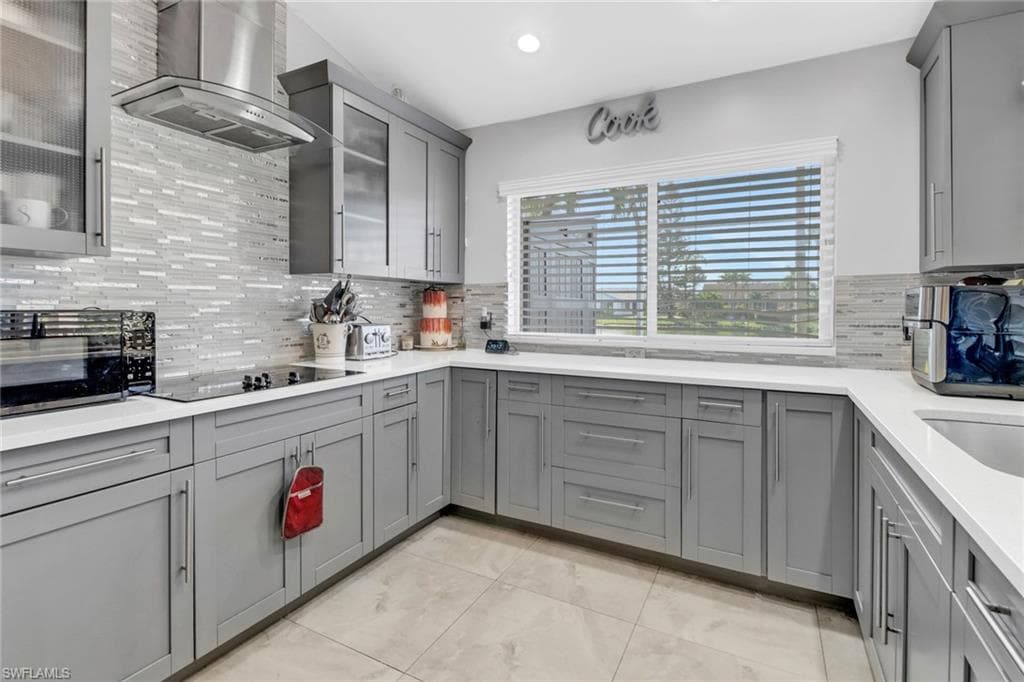 3579 Kent Dr, Naples, FL 34112-14