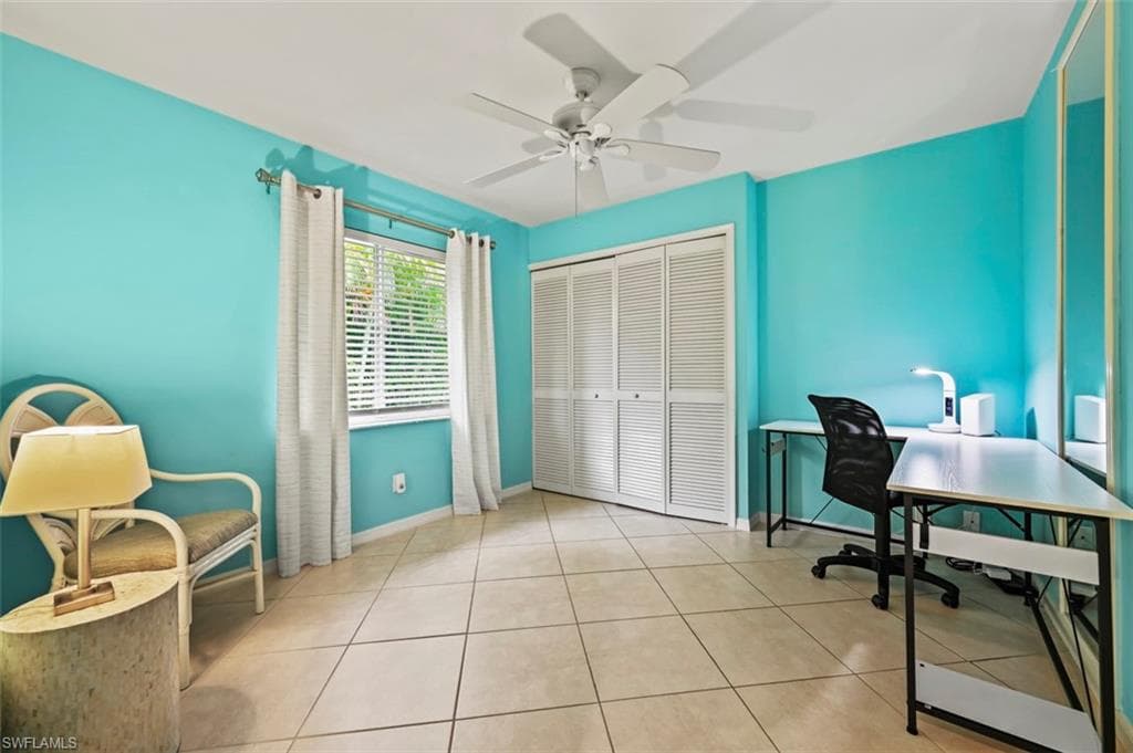 11690 Amanda Ln, Bonita Springs, FL 34135-33