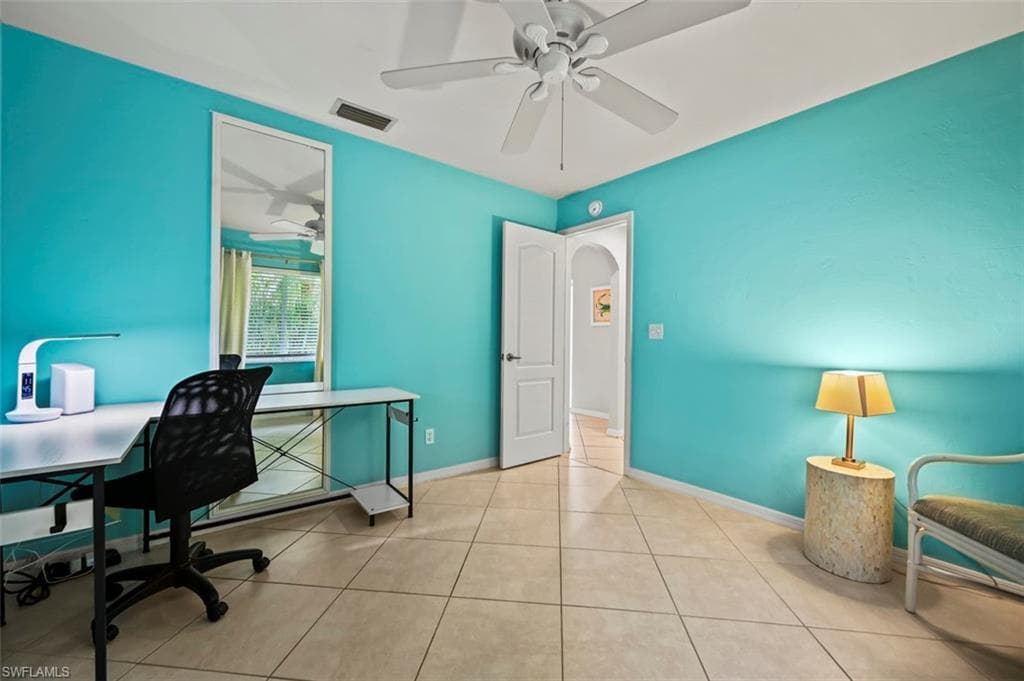 11690 Amanda Ln, Bonita Springs, FL 34135-34