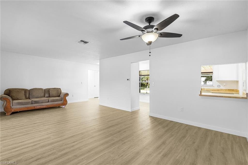 27055 Safe Haven Ln, Punta Gorda, FL 33983-8