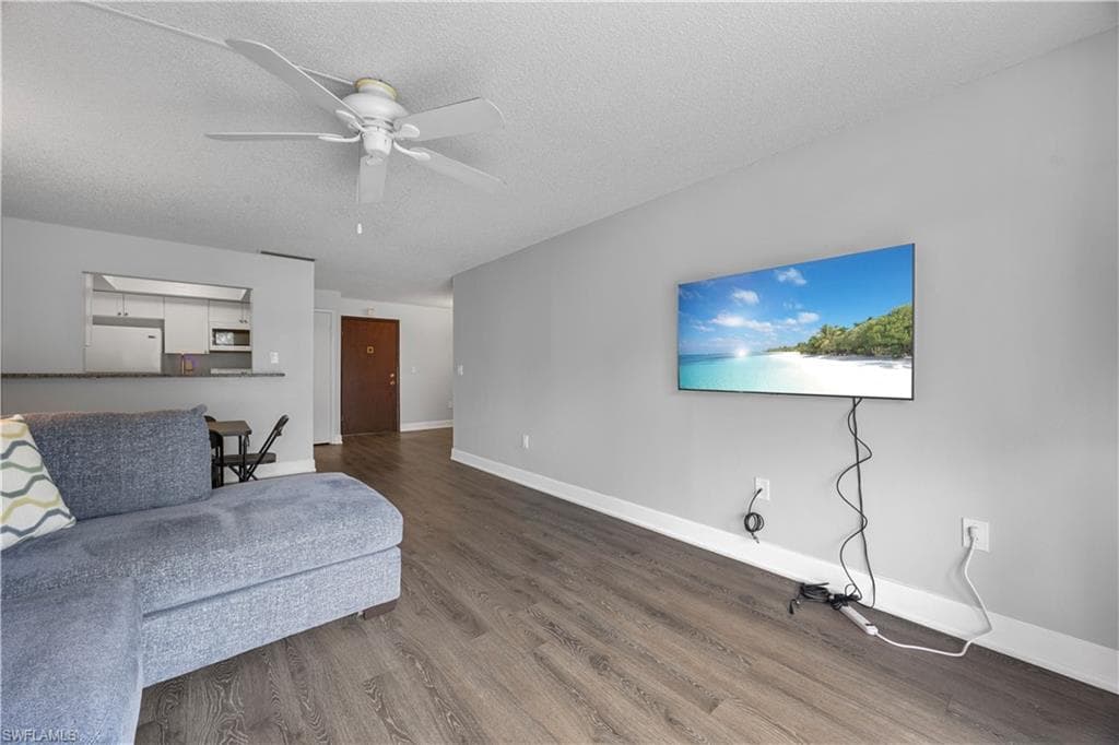 3706 Broadway 40, Fort Myers, FL 33901-4