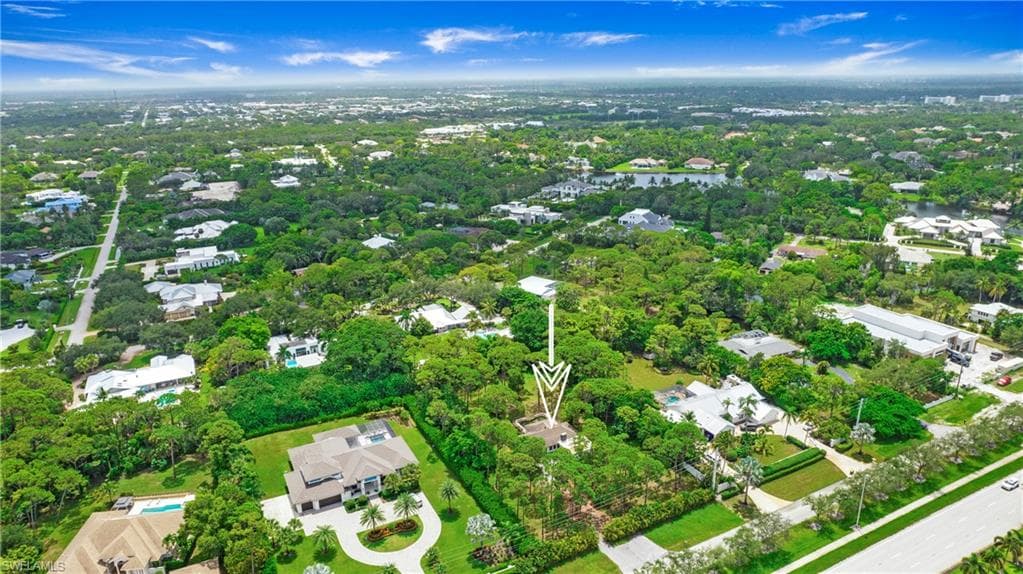 6640 Trail Blvd, Naples, FL 34108-19