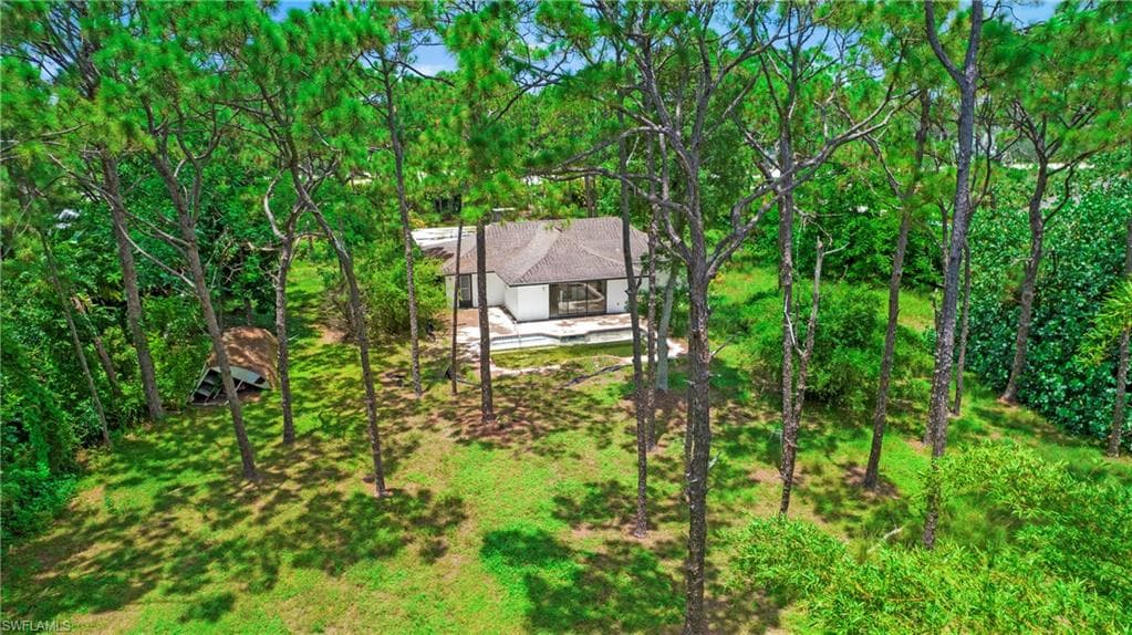 6640 Trail Blvd, Naples, FL 34108-4
