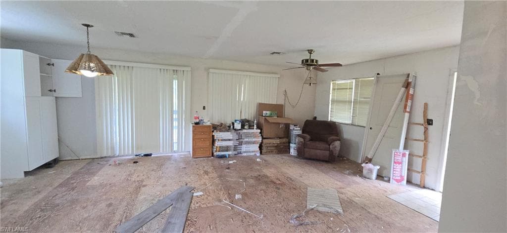 580 7th St SW, Naples, FL 34117-2