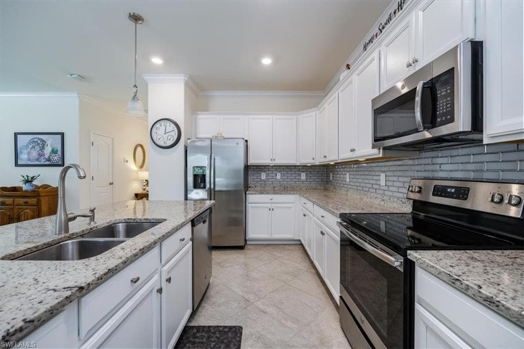 16260 Bonita Landing Cir, Bonita Springs, FL 34135-9