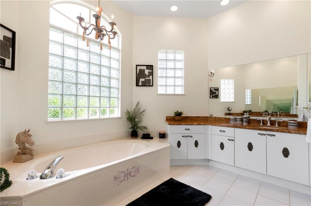 796 Grand Rapids Blvd, Naples, FL 34120-29