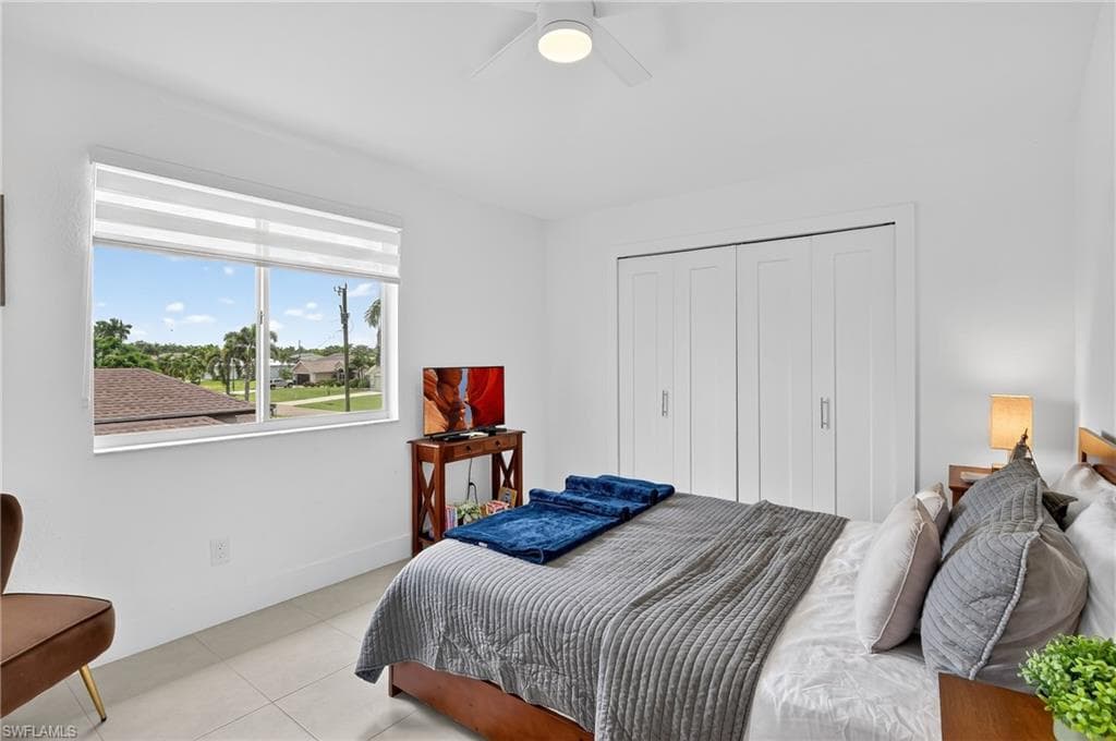1917 51st St, Cape Coral, FL 33914-34