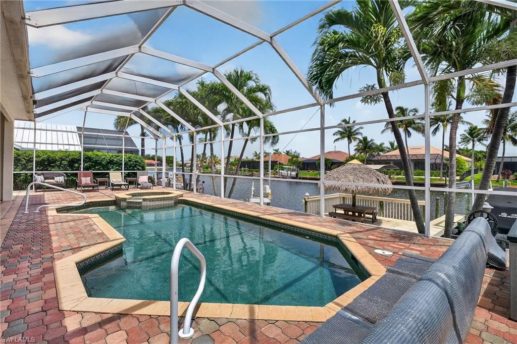 1917 51st St, Cape Coral, FL 33914-37