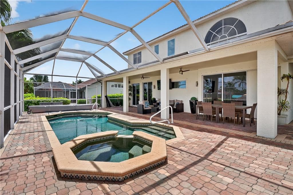 1917 51st St, Cape Coral, FL 33914-40