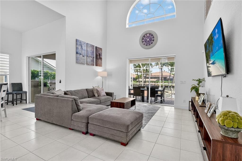 1917 51st St, Cape Coral, FL 33914-4