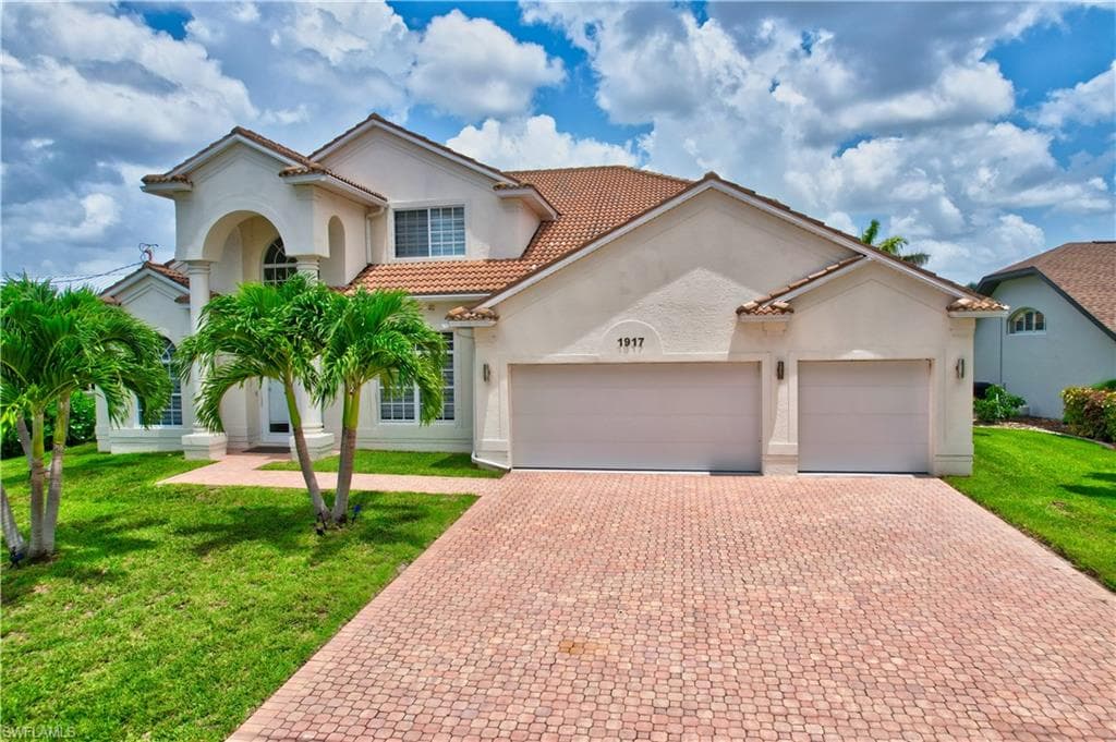 1917 51st St, Cape Coral, FL 33914-51