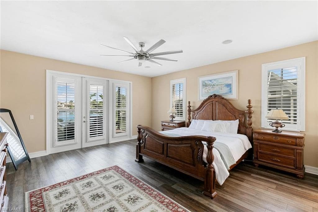 1040 Coronado Ct, Marco Island, FL 34145-29