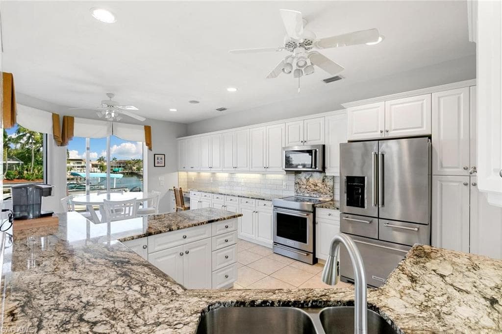 1040 Coronado Ct, Marco Island, FL 34145-37