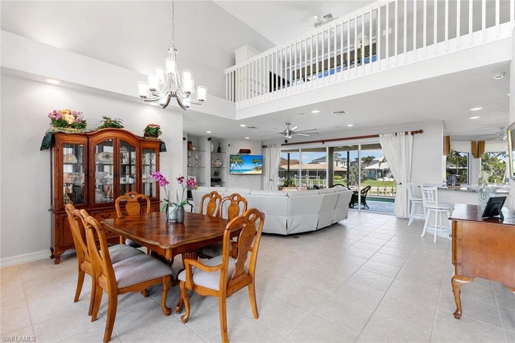 1040 Coronado Ct, Marco Island, FL 34145-42