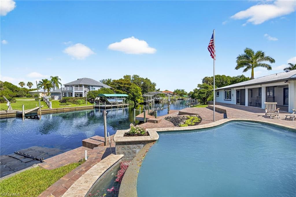 18071 Traverse Dr, Alva, FL 33920-24