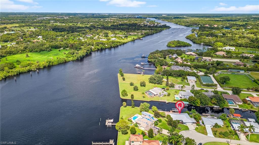 18071 Traverse Dr, Alva, FL 33920-36