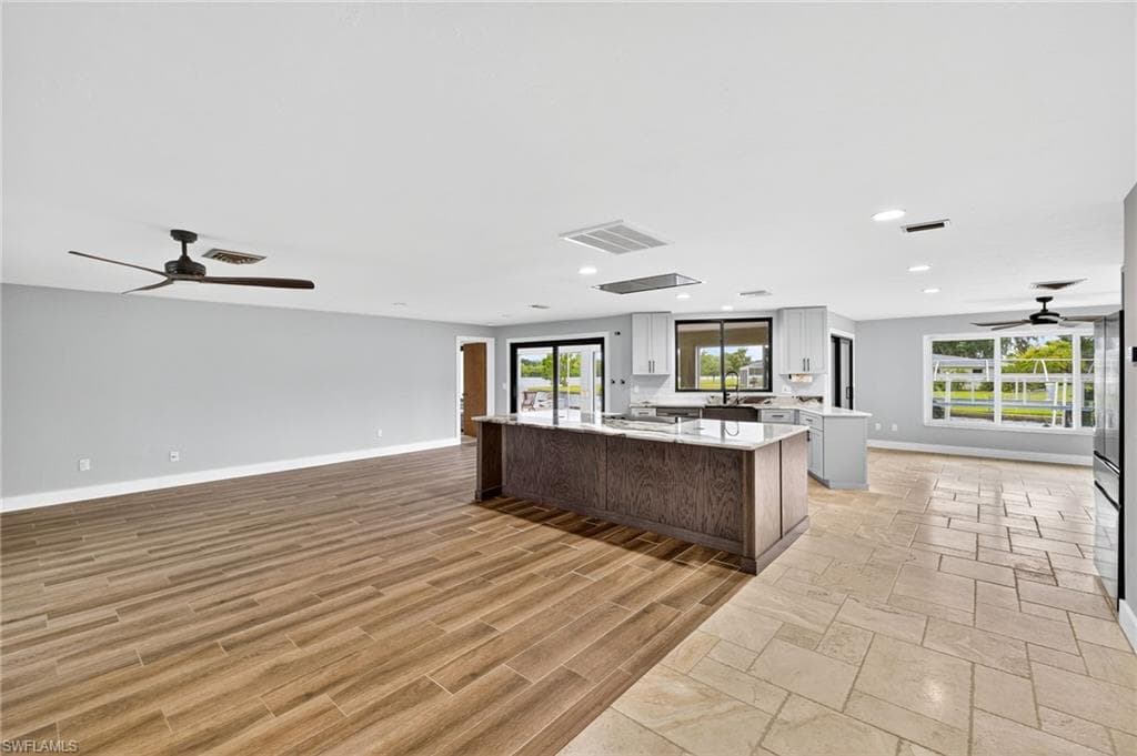18071 Traverse Dr, Alva, FL 33920-6