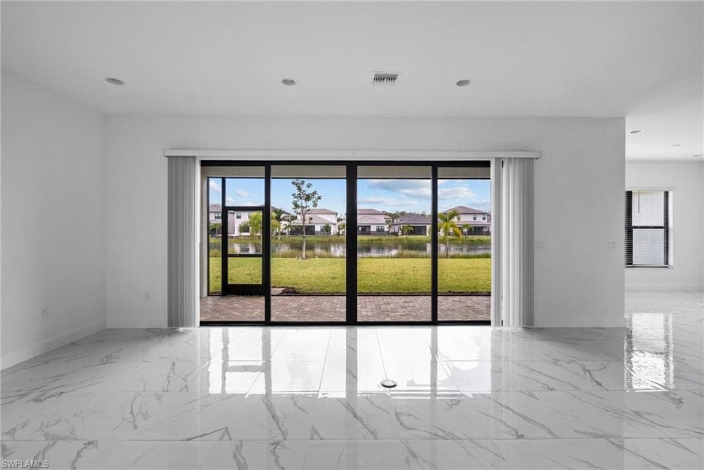 20849 Thistle Leaf Ln, Estero, FL 33928-20