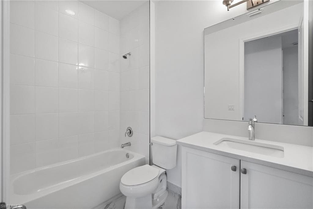 20849 Thistle Leaf Ln, Estero, FL 33928-40
