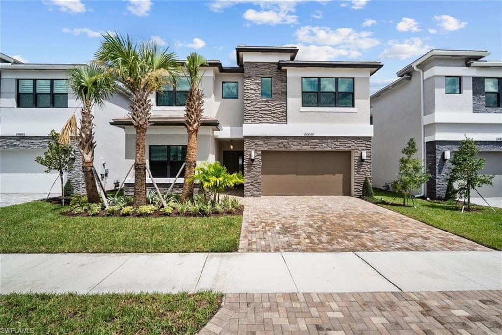 20849 Thistle Leaf Ln, Estero, FL 33928-4
