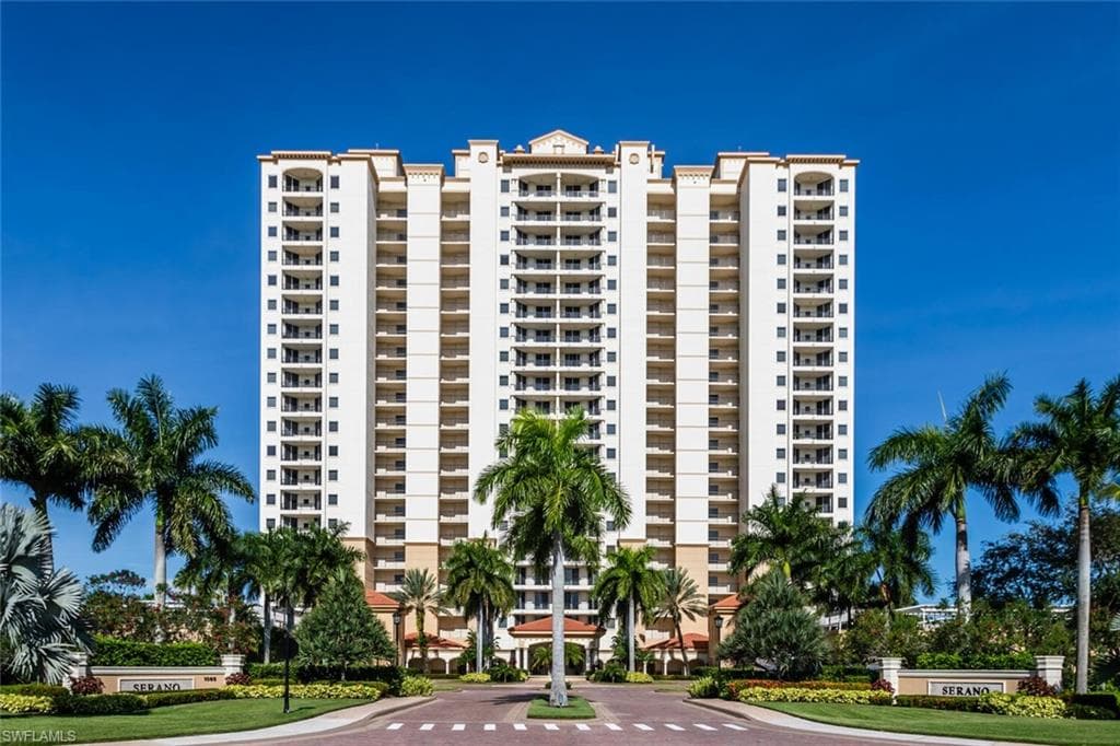 1065 Borghese Ln 303, Naples, FL 34114-2