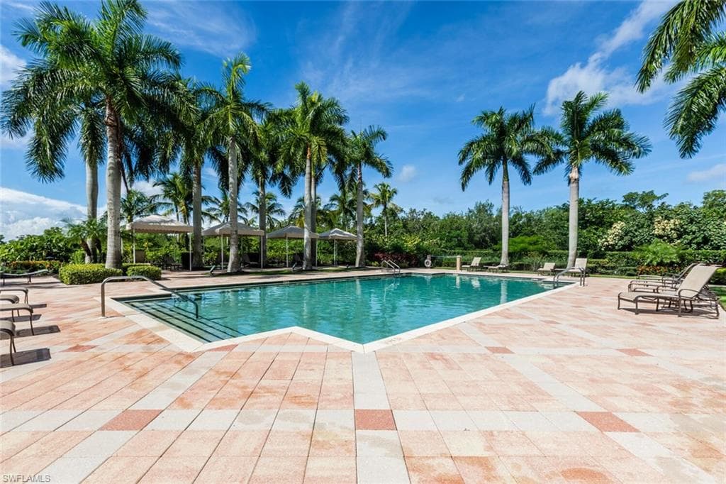 1065 Borghese Ln 303, Naples, FL 34114-38