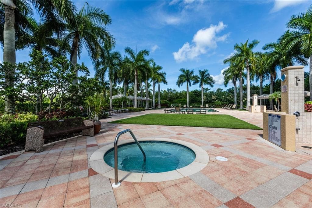 1065 Borghese Ln 303, Naples, FL 34114-40