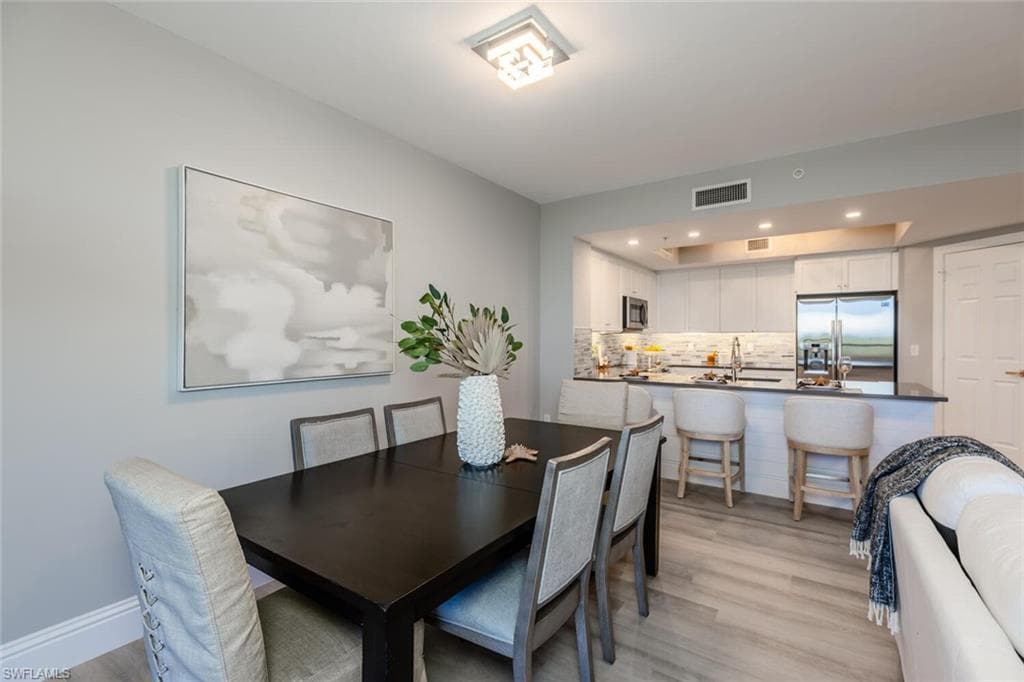 1065 Borghese Ln 303, Naples, FL 34114-7