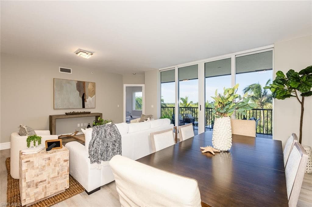 1065 Borghese Ln 303, Naples, FL 34114-8