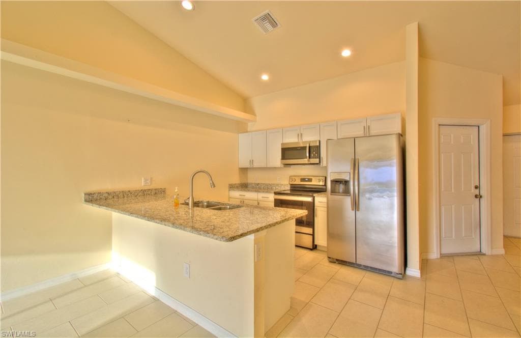 510/512 Skyline Blvd, Cape Coral, FL 33991-10