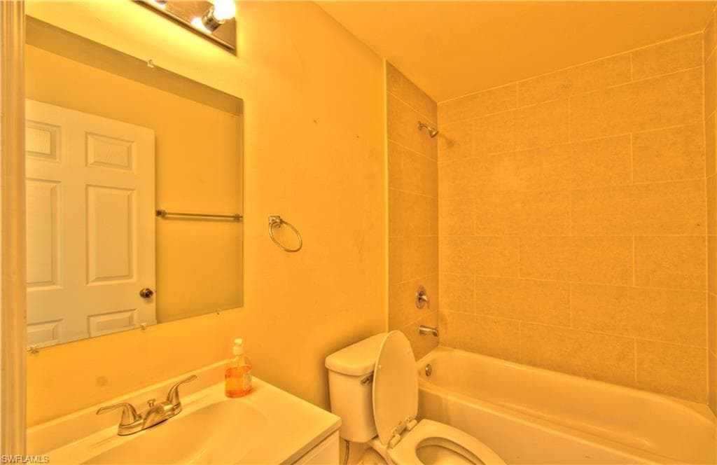 510/512 Skyline Blvd, Cape Coral, FL 33991-17
