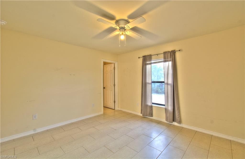 510/512 Skyline Blvd, Cape Coral, FL 33991-18