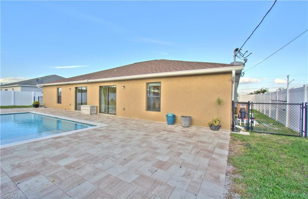 510/512 Skyline Blvd, Cape Coral, FL 33991-23