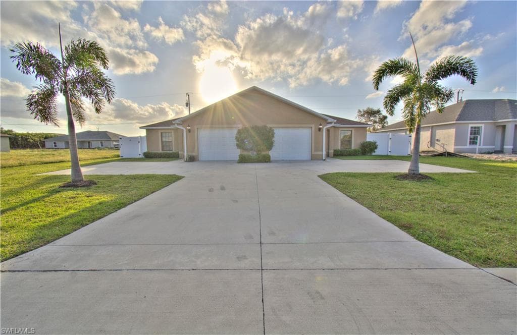 510/512 Skyline Blvd, Cape Coral, FL 33991-2