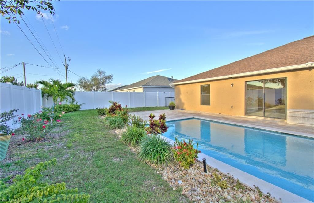 510/512 Skyline Blvd, Cape Coral, FL 33991-29