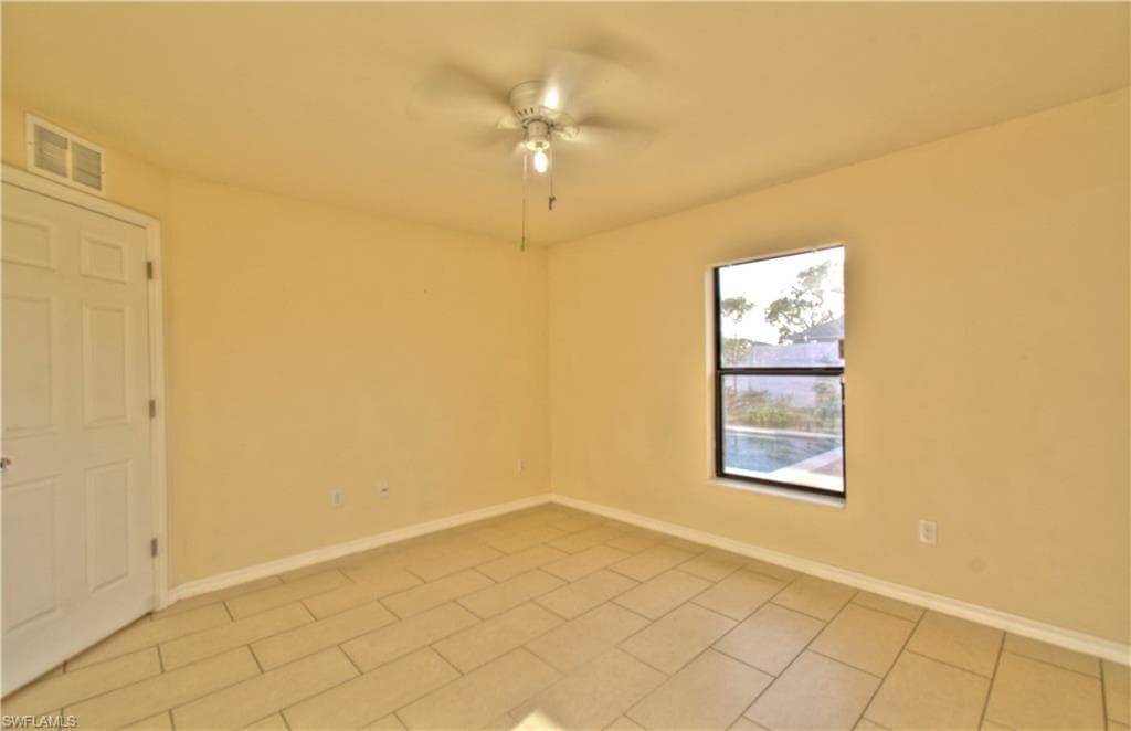 510/512 Skyline Blvd, Cape Coral, FL 33991-43