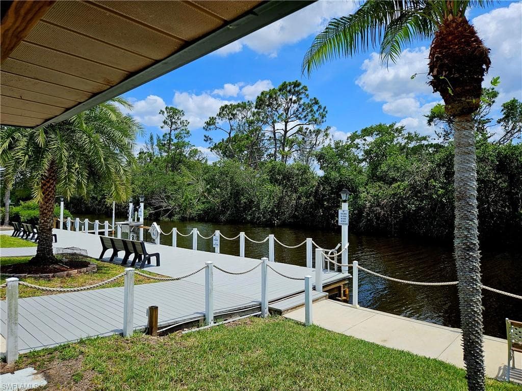 71 Sturbridge Ln, Fort Myers, FL 33908-8
