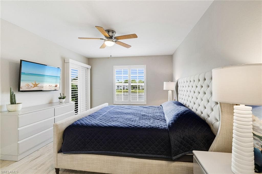 864 Tanbark Dr 203, Naples, FL 34108-12