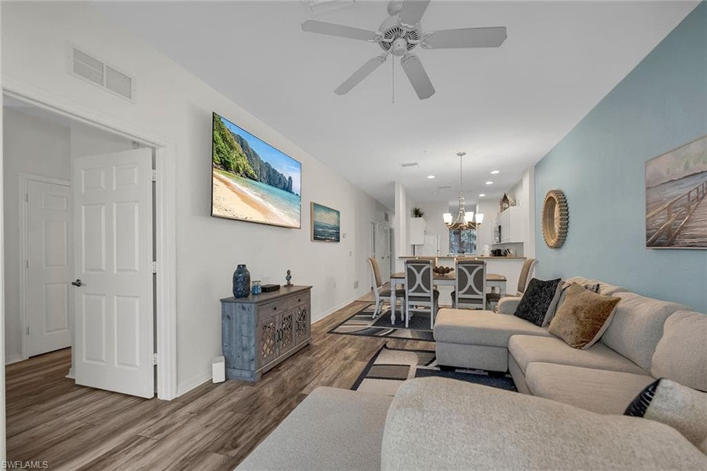 7930 Mahogany Run Ln 826, Naples, FL 34113-8