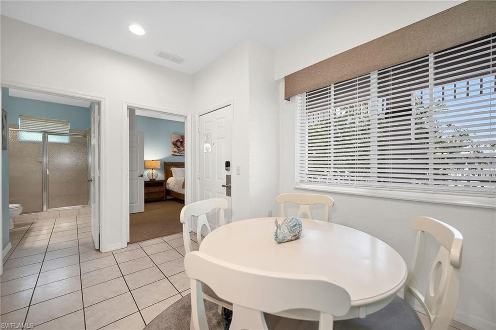 7930 Mahogany Run Ln 826, Naples, FL 34113-9