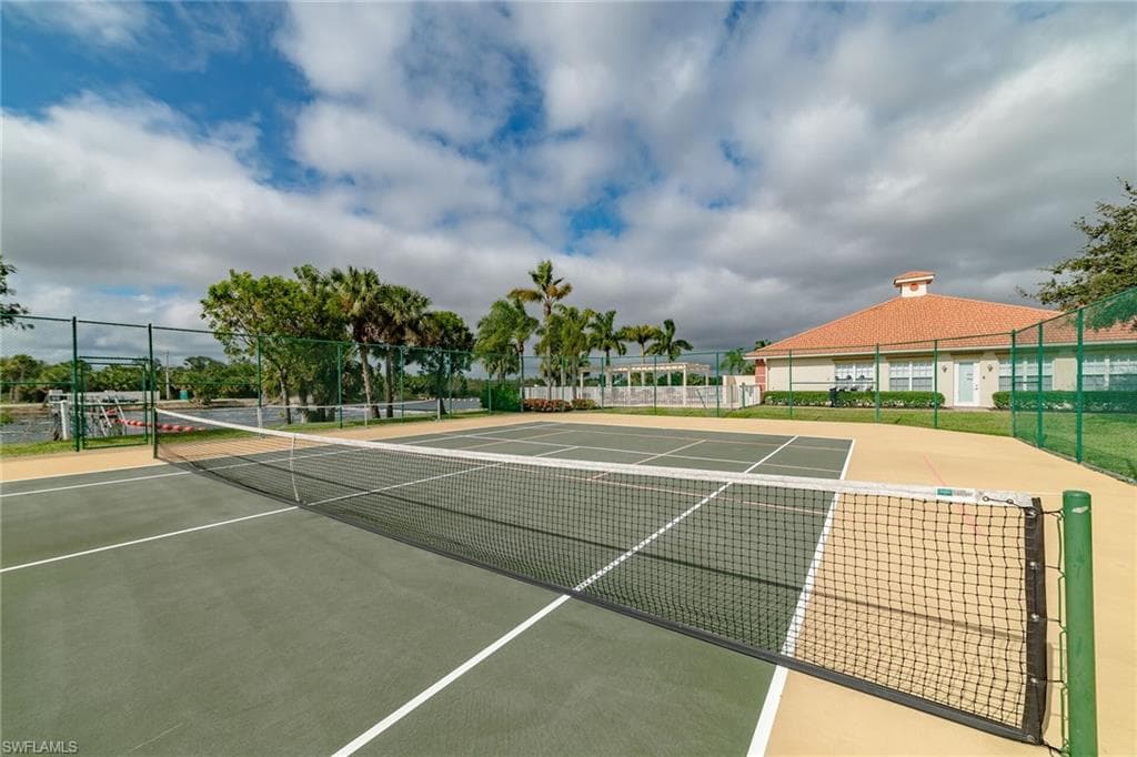 25054 Peacock Ln 102, Naples, FL 34114-39