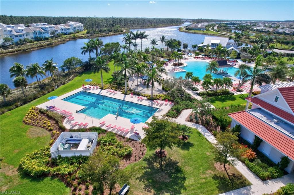 8791 Calypso Ct, Naples, FL 34112-33