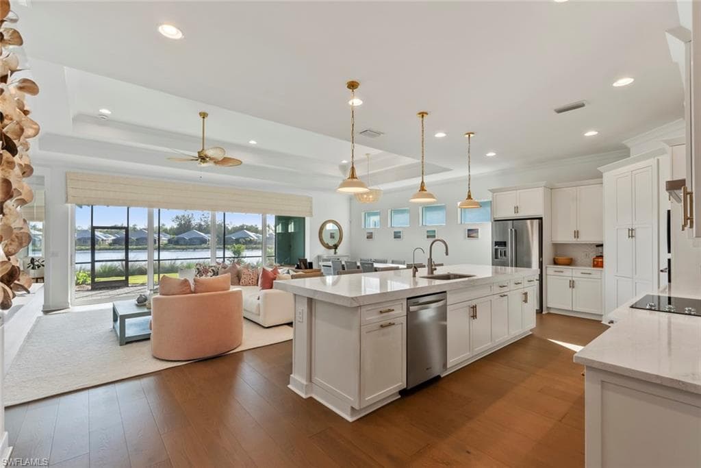 8791 Calypso Ct, Naples, FL 34112-5